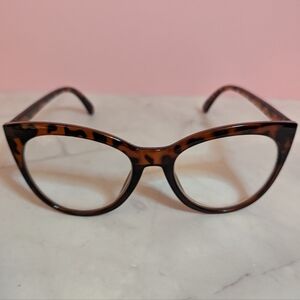Betsey Johnson reading glasses